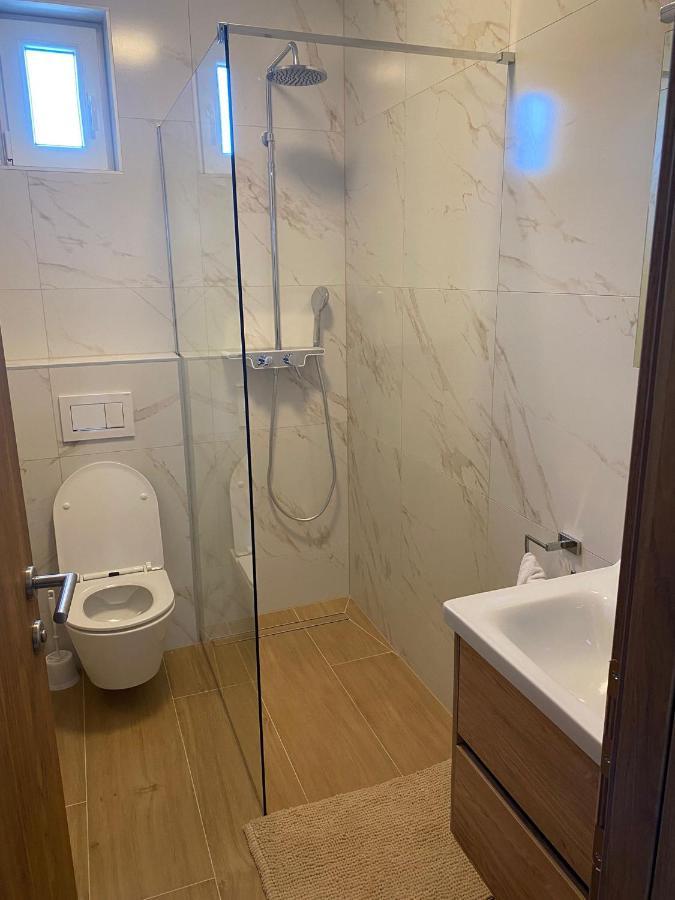 Bura Apartment Jelsa  Exterior photo