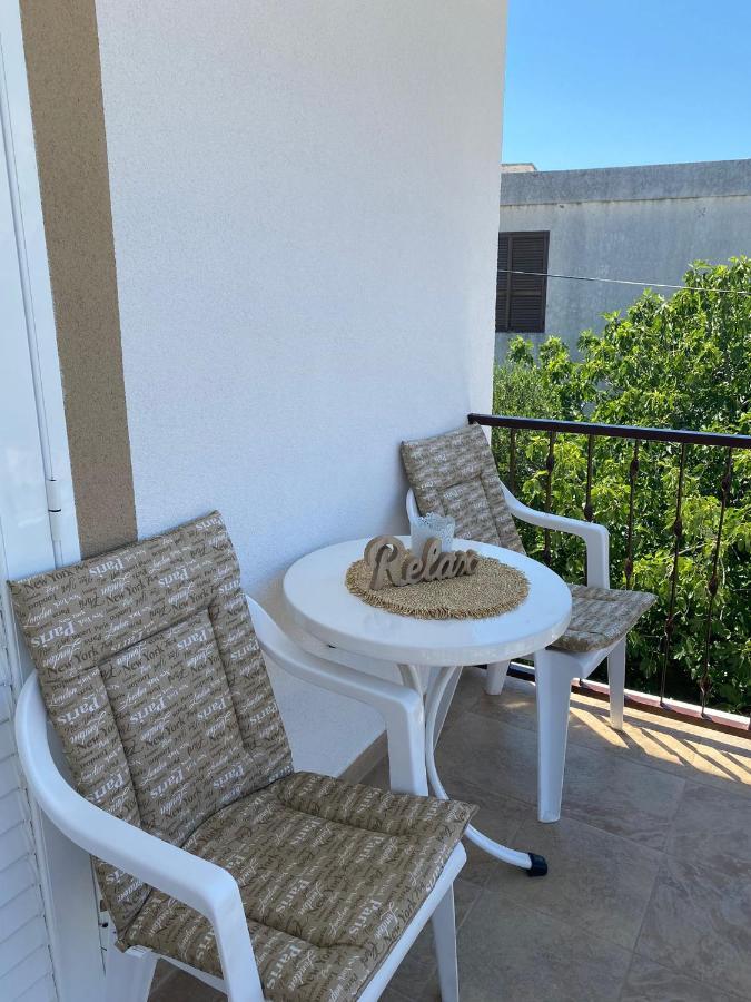 Bura Apartment Jelsa  Exterior photo